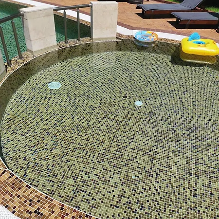 Daire Blue - Melia Ravda